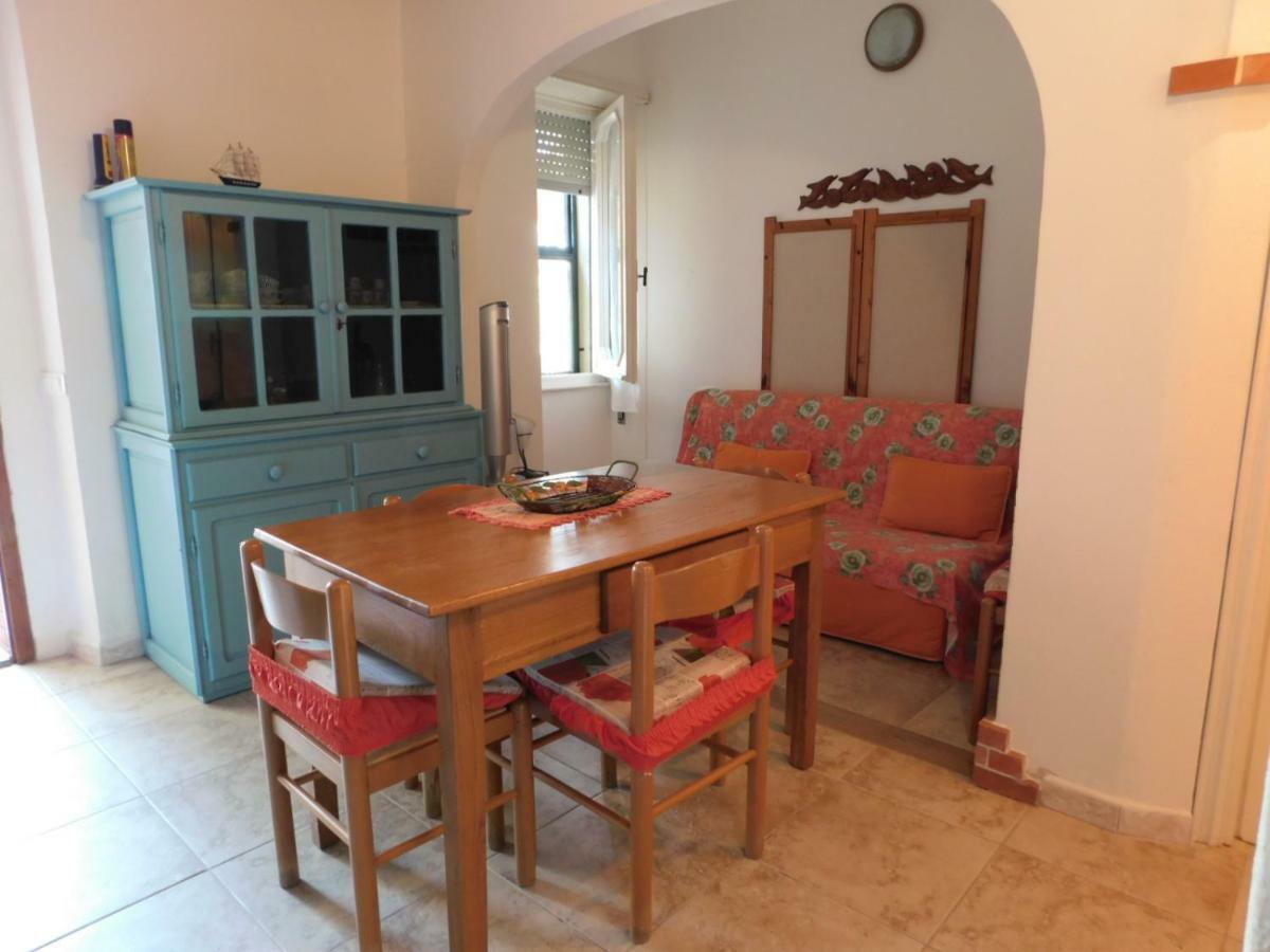 Appartement Diletta à Cala Liberotto Extérieur photo